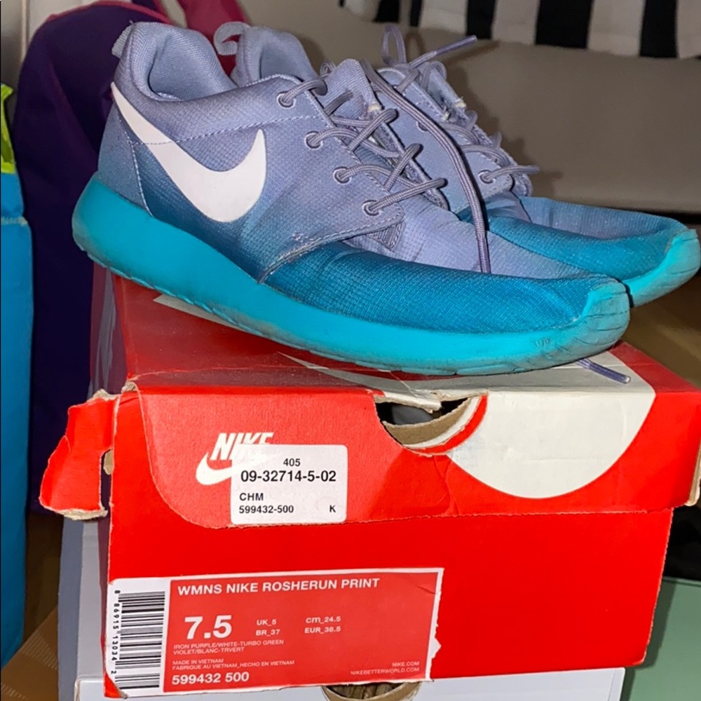 Women’s Nike Roshe Run